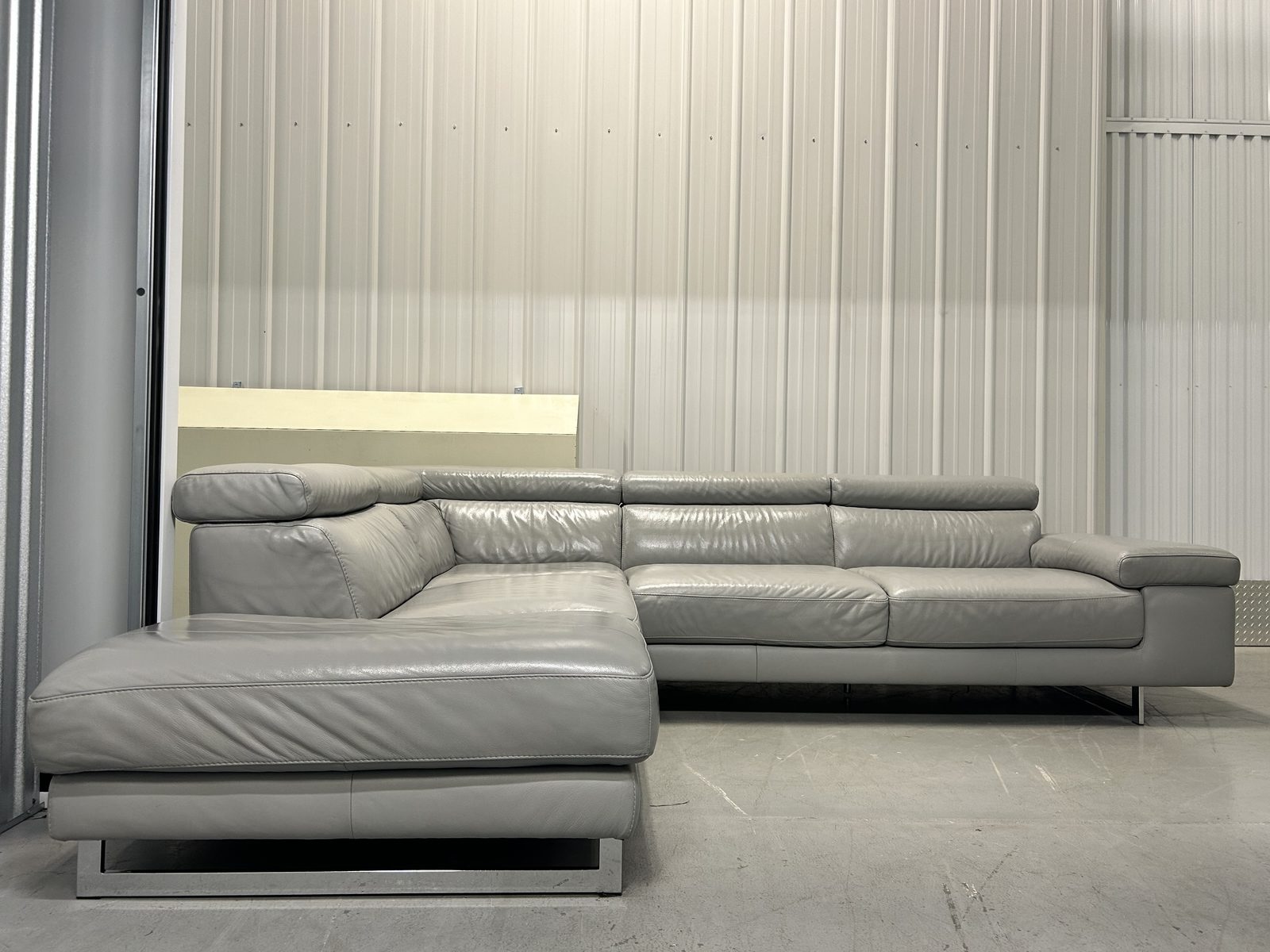 Natuzzi Editions Saggezza Top-Grain Leather Sectional